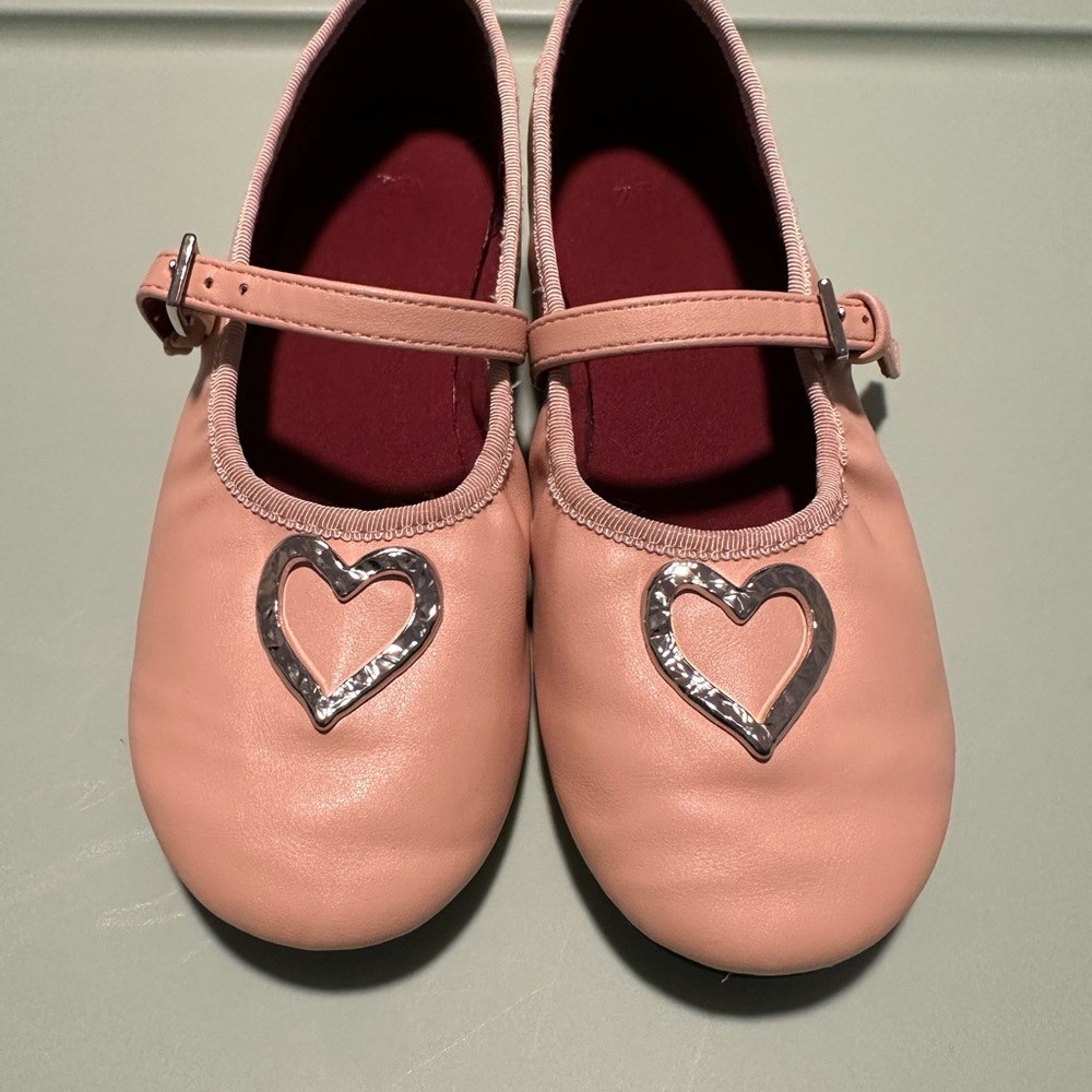 ZARA Girls Pink Heart Mary Jane Flats - Size 32 (US 1) - LIKE NEW
